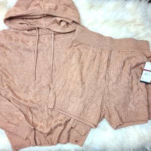 Sofia Intimates by Sofia Vergara tan cable knit set hoodie and shorts size s NWT